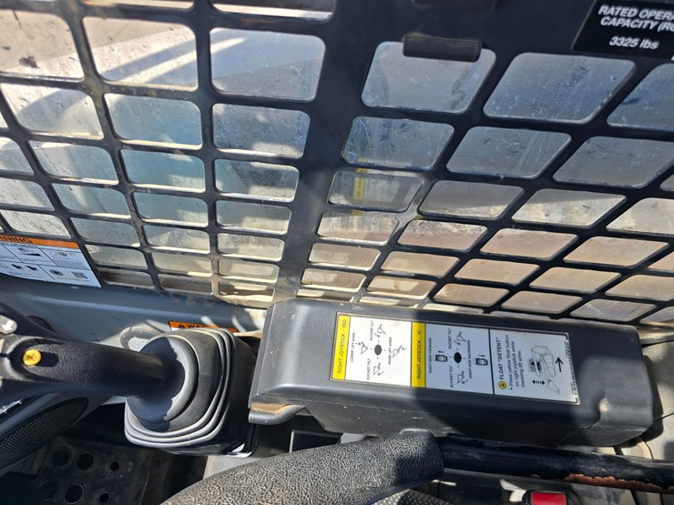 2020-bobcat-t770-image-57