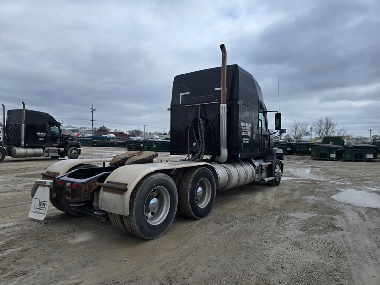 #22610-•-2019-mack-anthem-sleeper-truck-image-9