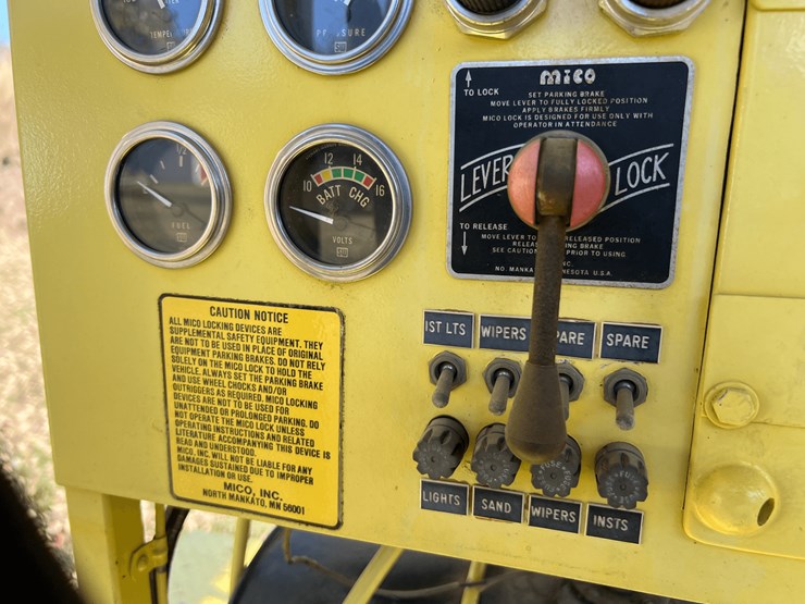 fairmont-rail-car-image-140