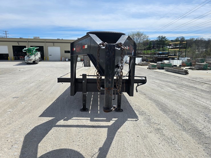 #22628-•-2005-bales-gooseneck-trailer-image-22