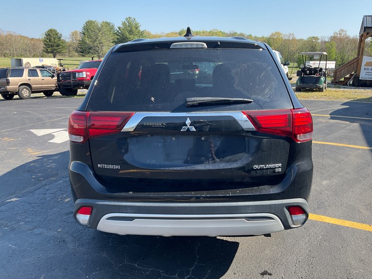 2019-mitsubishi-outlander-image-9