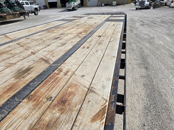 #22629-•-2023-elite-trailers-goosneck-trailer-image-34