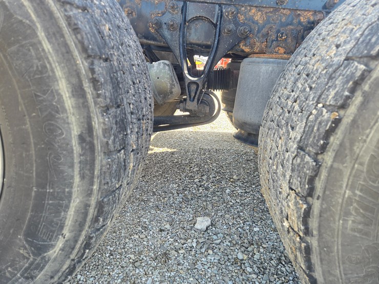 2014-international-prostar-image-92