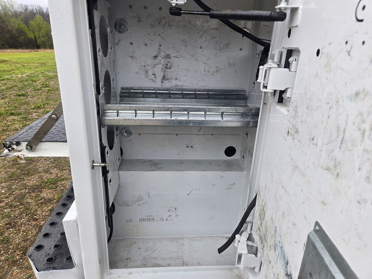 2019-chevrolet-silverado-2500-image-64