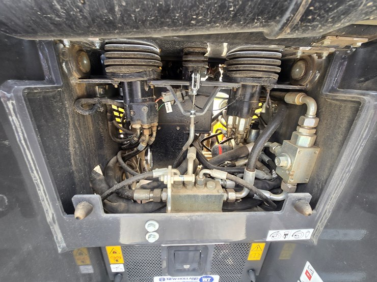 2023-new-holland-c314-image-30