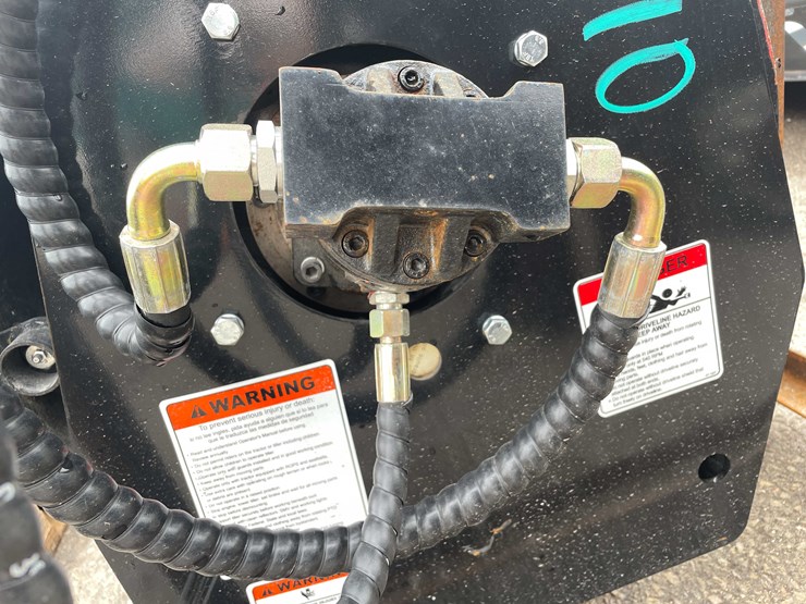 #7039-•-unused-agt-72"-hydraulic-vibratory-roller-(o10)-image-6