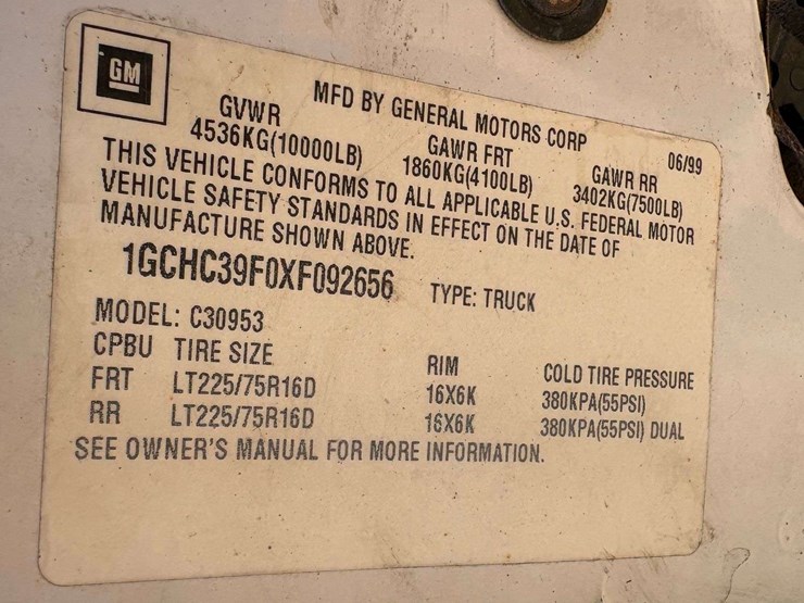 1999-chevrolet-silverado-3500-image-25