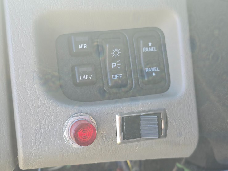 2008-international-durastar-4300-image-63