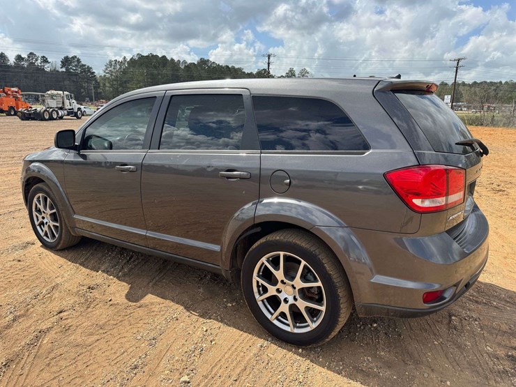 2015-dodge-journey-r/t-image-4