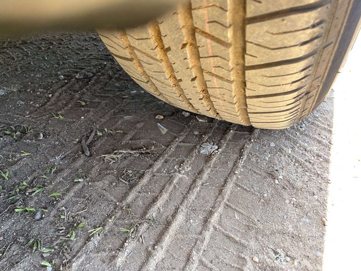 2019-chevrolet-silverado-1500-image-23