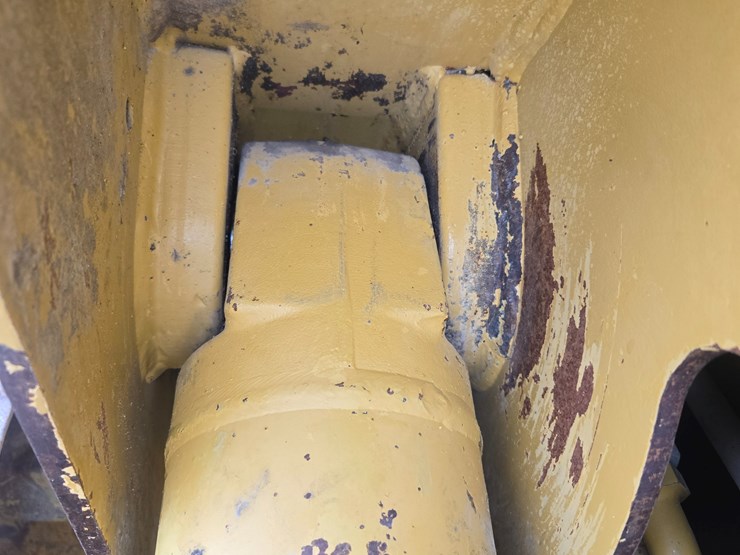 1996-caterpillar-953b-image-88