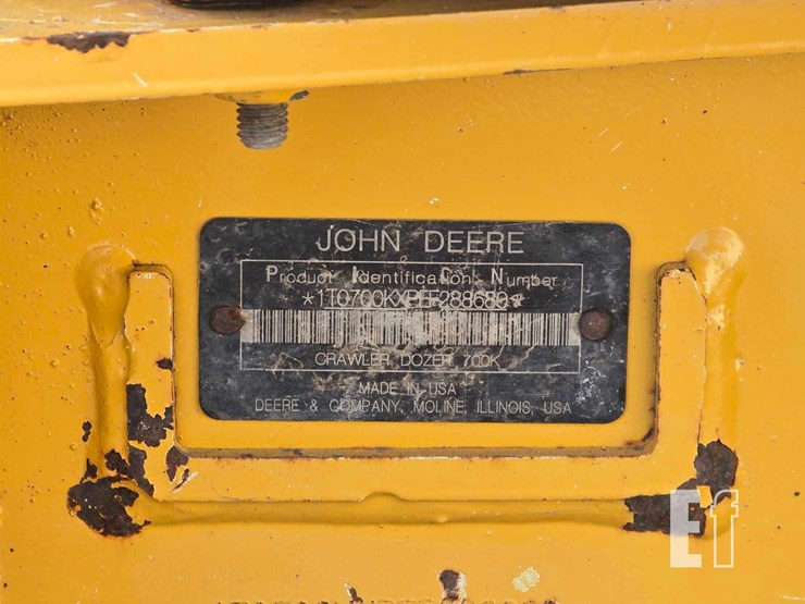 2016-deere-700k-lgp-image-31