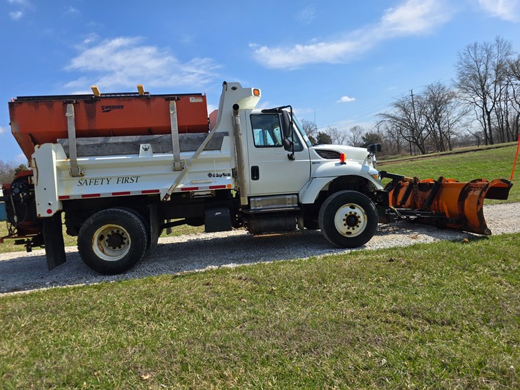 2015-international-workstar-7400-image-19