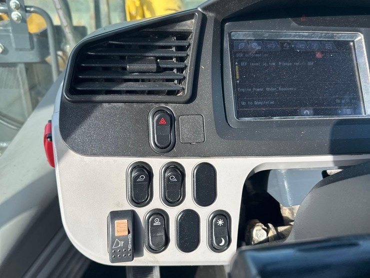 2018-komatsu-wa320-8-image-47