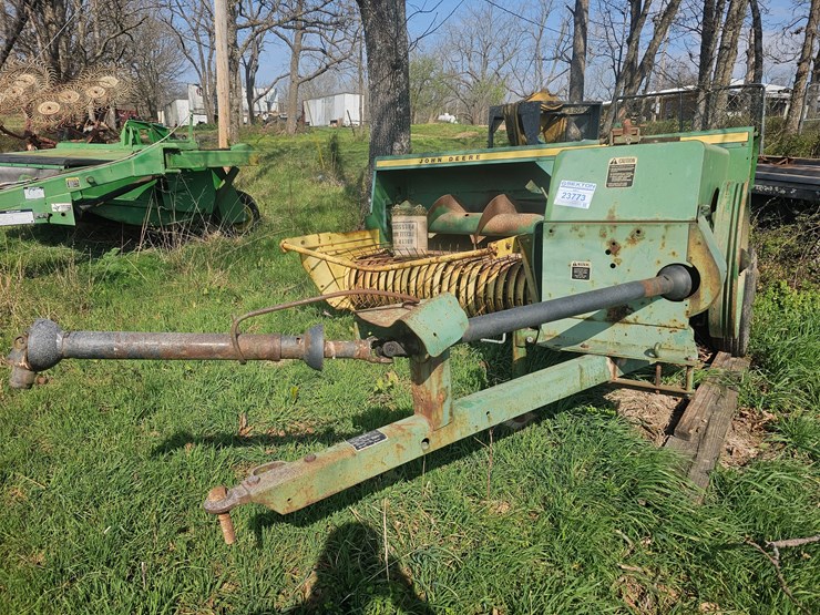 john-deere-327-image-1