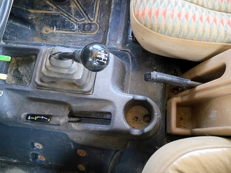 1997-jeep-wrangler-image-45