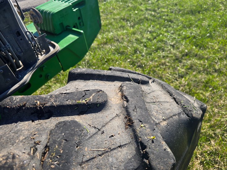 2016-john-deere-6110m-image-44