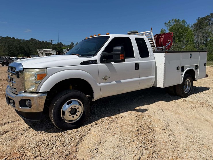 2015-ford-f350-image-1