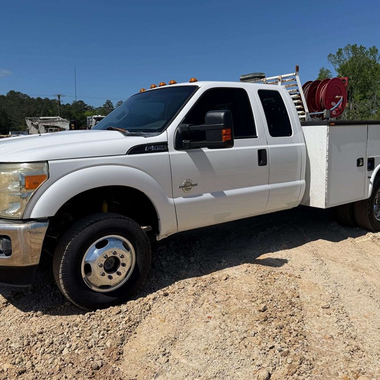 2015 FORD F350