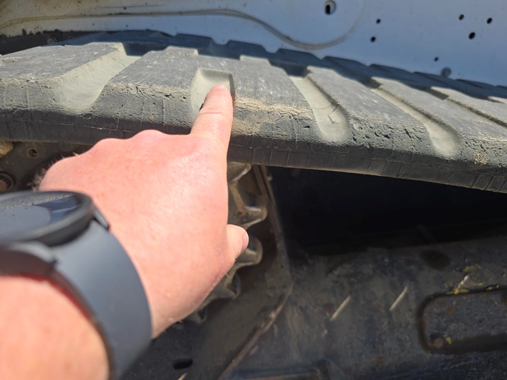 2020-bobcat-t770-image-28