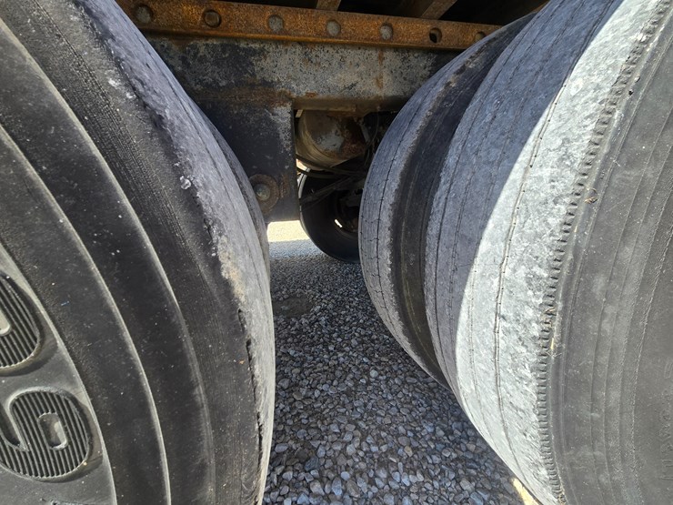 2011-great-dane-van-trailer-image-41