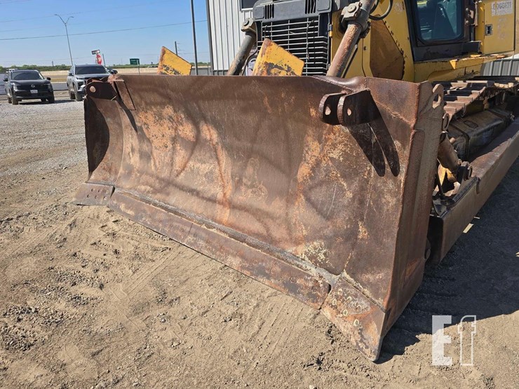 2008-deere-750j-image-9