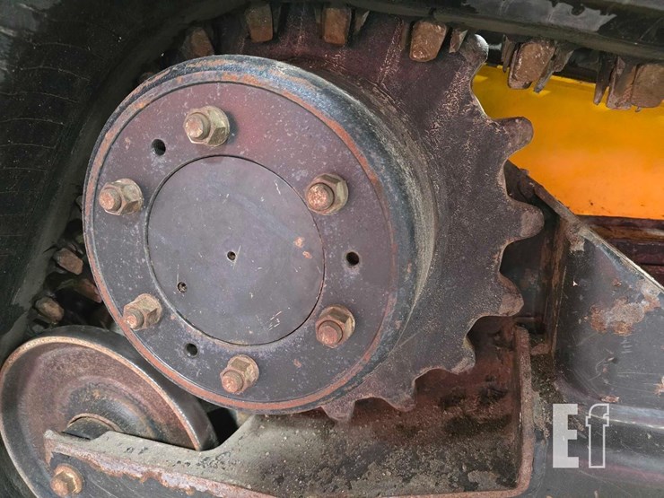 2021-jcb-3ts-8t-image-28