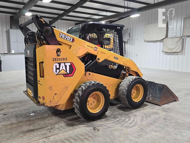 caterpillar-262d3-image-3