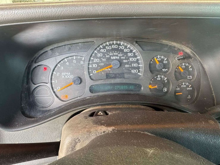 2004-chevrolet-1500-image-15