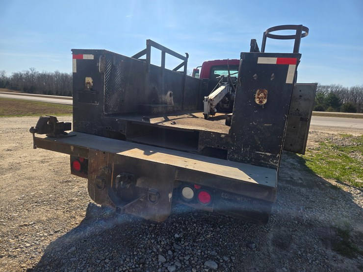 2007-international-durastar-4300-image-16