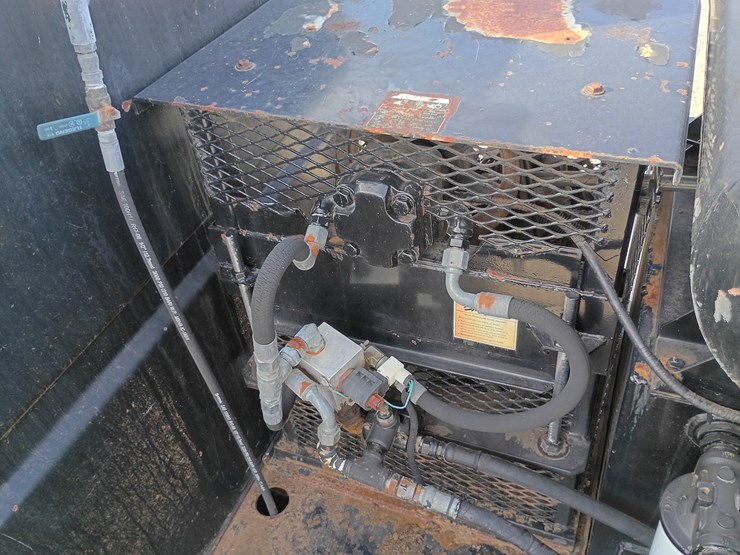 2005-ford-f750-image-90