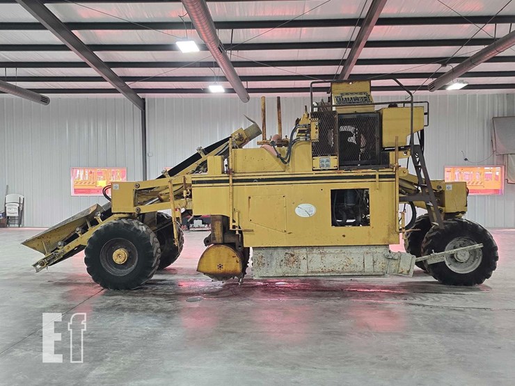 easi-pour compact curb-&-gutter-paver-image-5