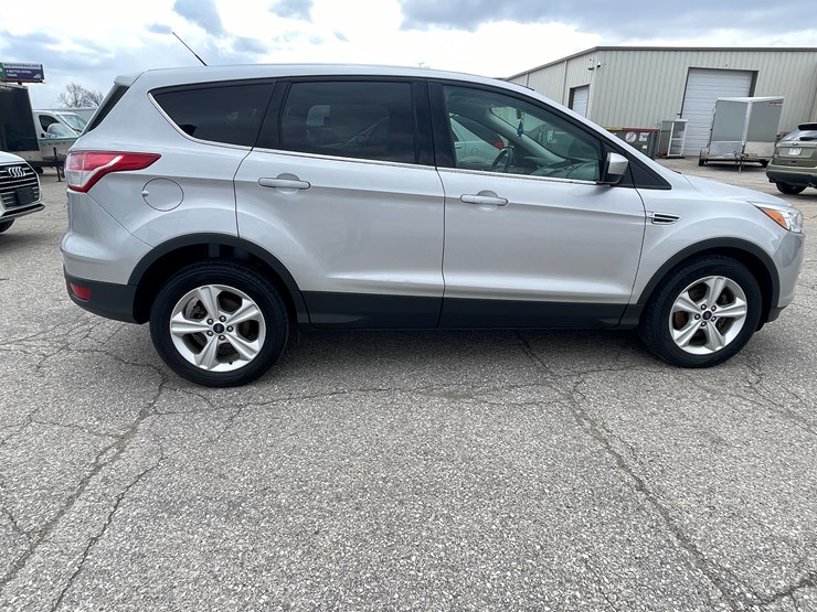 2015-ford-escape-image-4