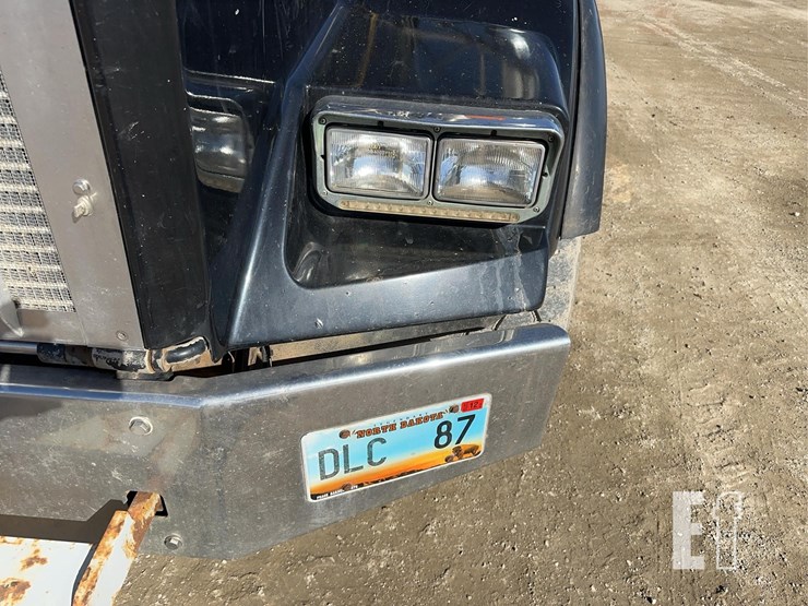 2005-kenworth-t800-image-26