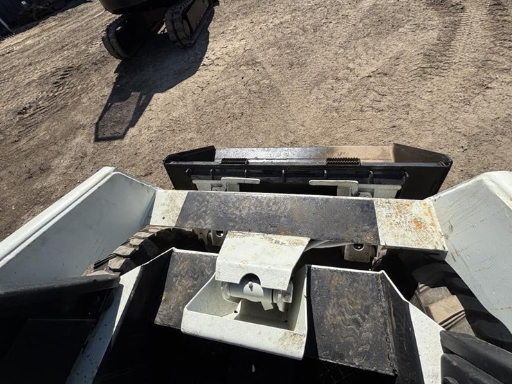 bobcat-643-image-20