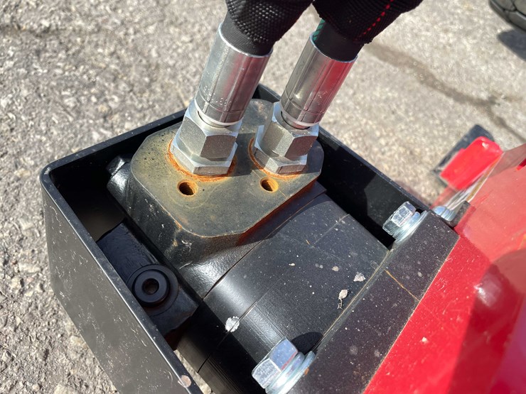 #7085-•-power-rake-load-level-(o9)-image-11