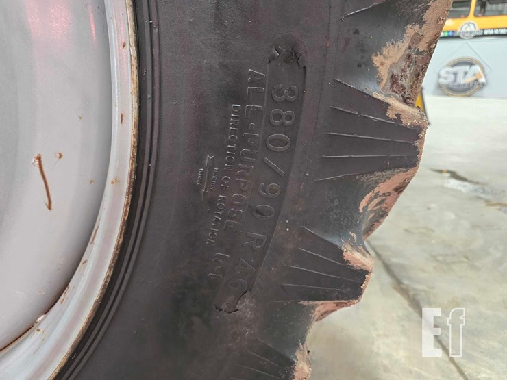 case-ih-patriot-3330-image-33