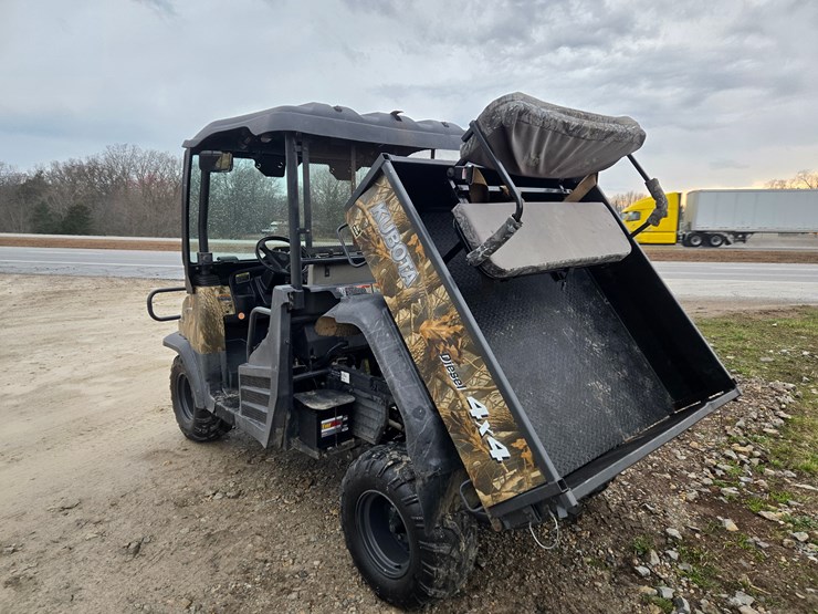 2006-kubota-rtv900-image-17