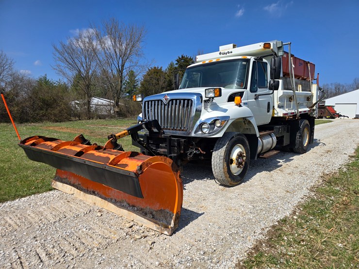 2015-international-workstar-7400-image-4