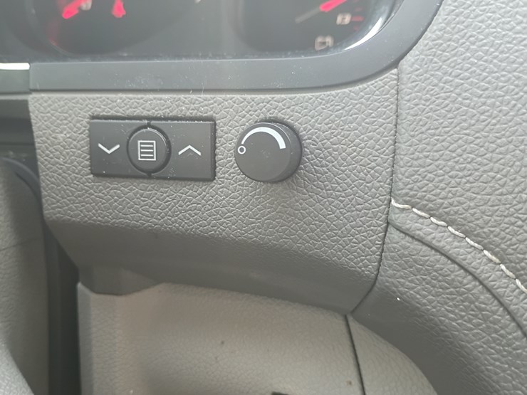 2017-gmc-acadia-image-53