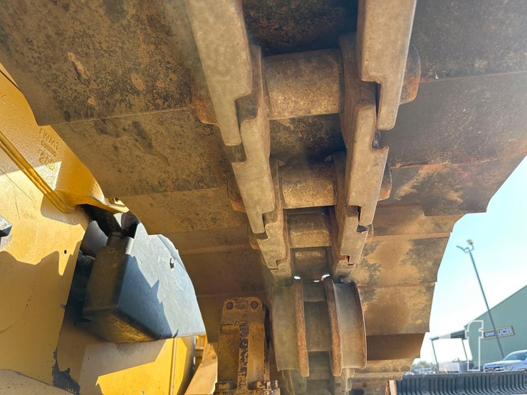 2019-caterpillar-d6-xe-lgp-image-42