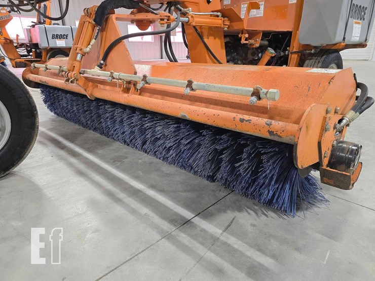 2019-broce-bw260-image-9