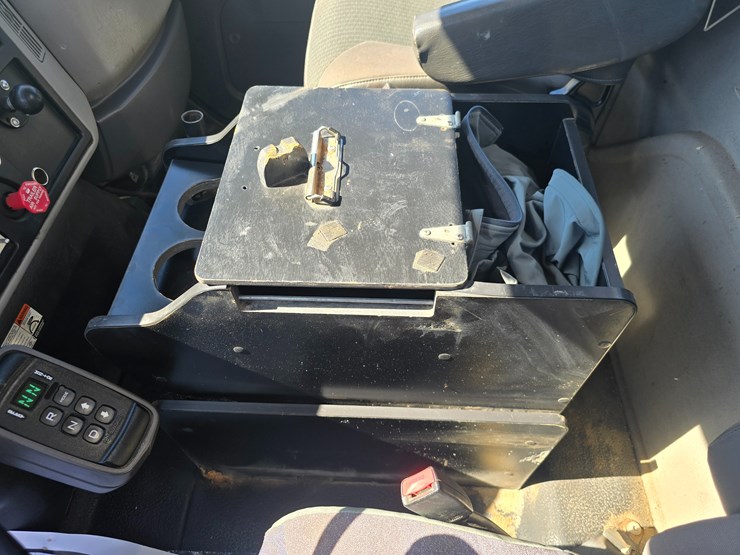 2008-international-durastar-4300-image-64