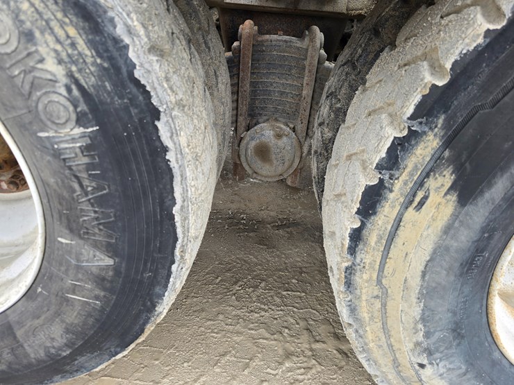 #22591-•-2007-mack-cv713-granite-roll-off-truck-image-94