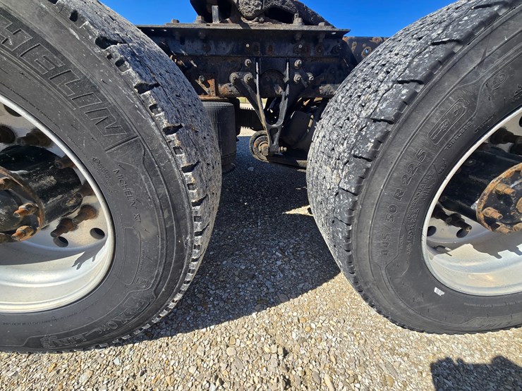 2014-international-prostar-image-82