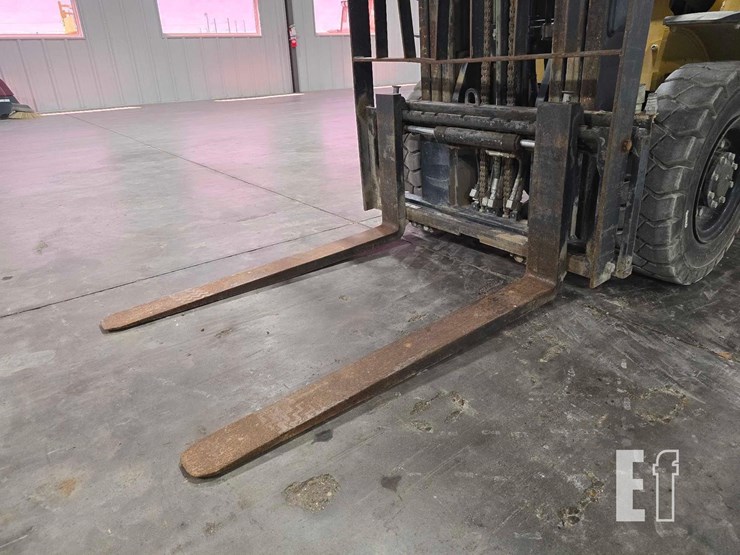 2018-caterpillar-gp25n-image-9