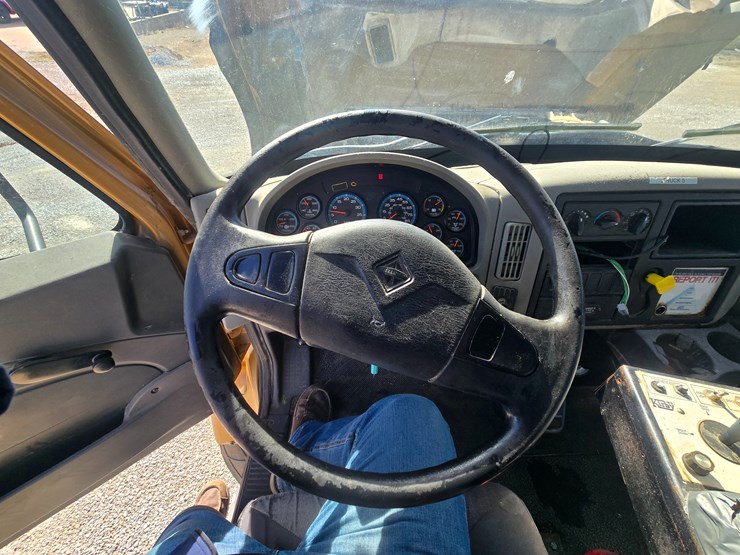 2013-international-workstar-7400-image-58