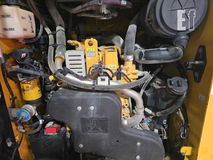 2022-caterpillar-289d3-image-25