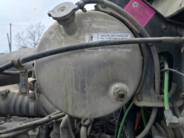 #22591-•-2007-mack-cv713-granite-roll-off-truck-image-42