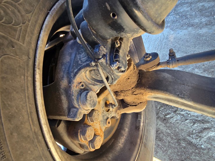 2019-peterbilt-567-image-43